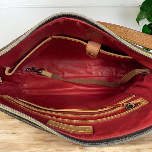 Dooney & Bourke Pebble Grain Kimberly Crossbody Bag Brown With British Tan Trim - Picture 10 of 11